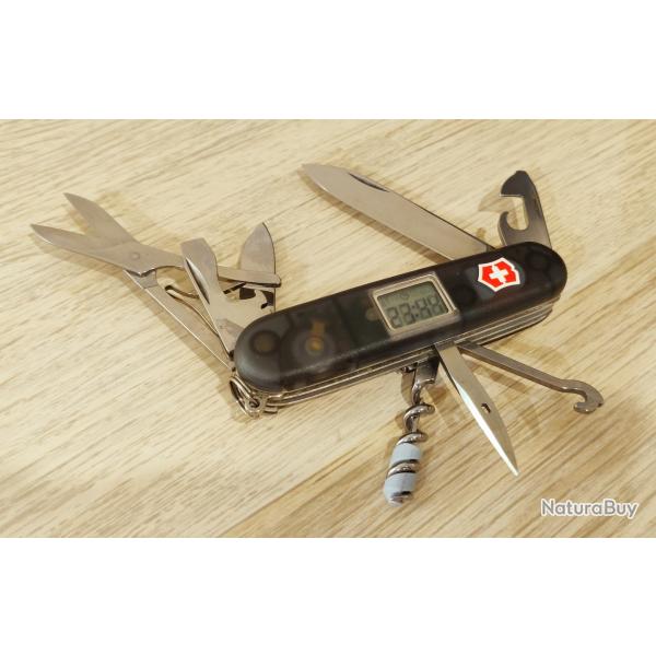 Victorinox couteau suisse Voyager