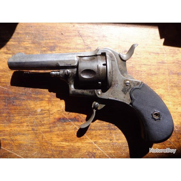 revolver ancien poudre noire velodog calibre 320 a broche manufrance bulldog D.