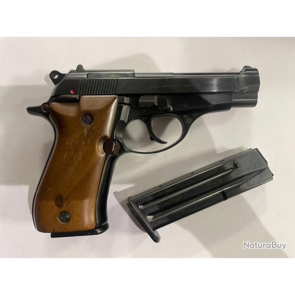 PISTOLET BERETTA 81