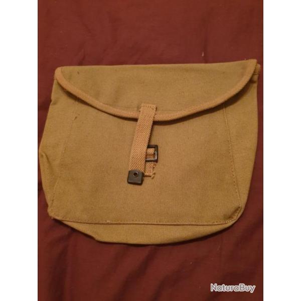 Pochette porte gamelle US WW2 ORIGINAL date  1943   A1