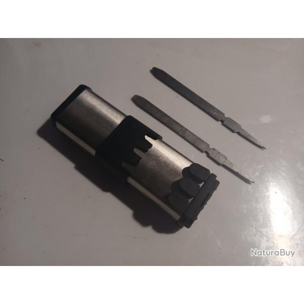 LANCEUR DE FLCHETTES TROIS COUPS + 2 flchettes