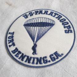 Patch en tissu  9cm   A251.2.