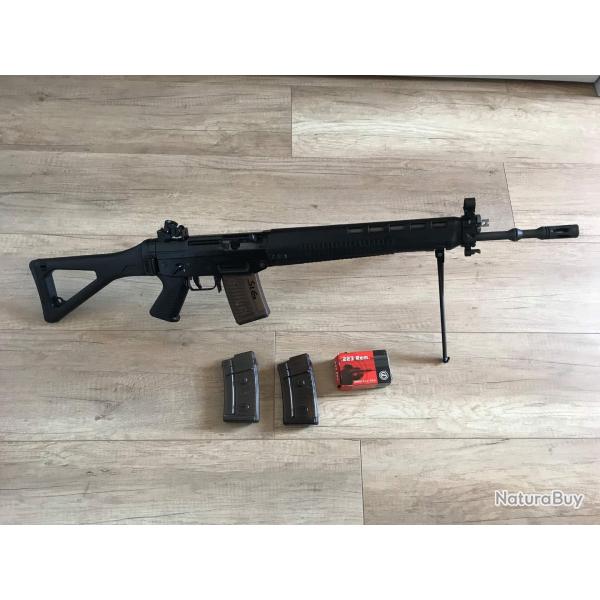 Carabine semi Automatique Sig 550/Fass 90 223 avec 3 chargeurs de 20 coups ( sans munitions )