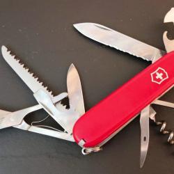Victorinox couteau suisse Raigner rare Collector