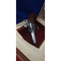 Suite photos Album dissimulé Pistolet NOCK&LONDON