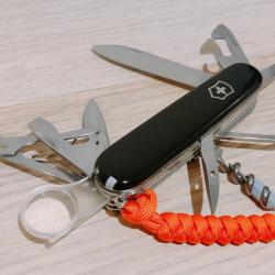 Victorinox couteau suisse Explorer noir