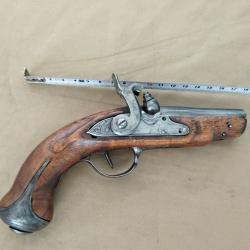 Pistolet a percussion