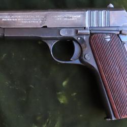 Pistolet semi-automatique Argentin Ballester-Molina calibre 45  A.C.P. (copie 1911 simplifié)