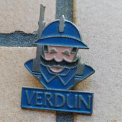 PINS BATAILLE DE VERDUN LE POILU