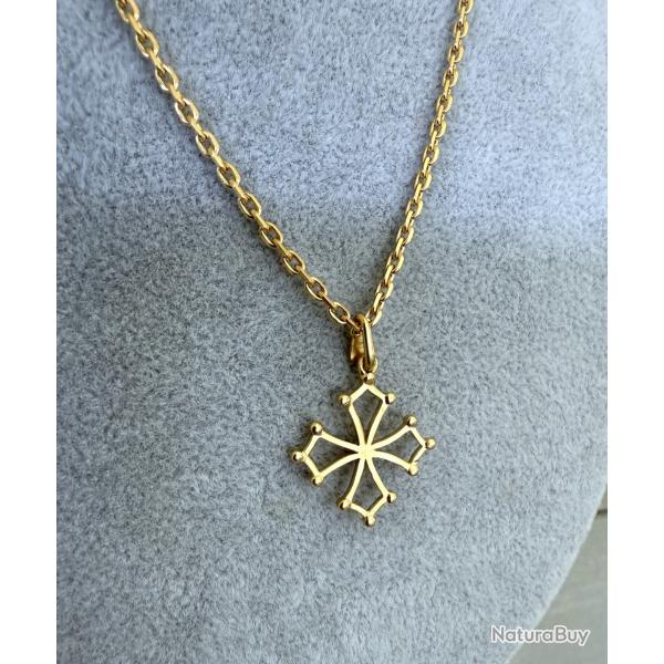 Collier en or massif 18 carats - Chaine avec son pendentif croix occitane