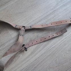 brelage cuir bretelle de suspension 11 trous équipement militaire armée Française.