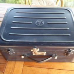 CAISSE MARINE NATIONALE FERMETURE A CODE COMPLETE EN TRES BEL ETAT