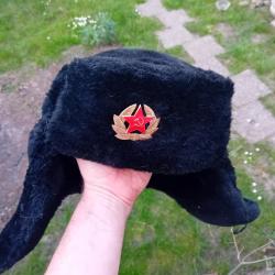 Chapka militaire russe