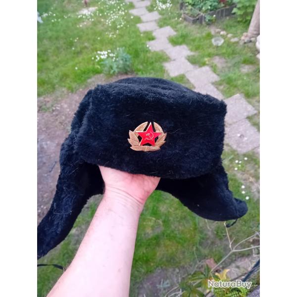 Chapka militaire russe