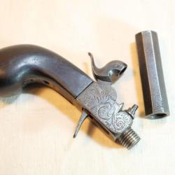 Pistolet percussion coffre 11 mm  canon bien démontable défaut ressorts XIXème - TIN24COF001