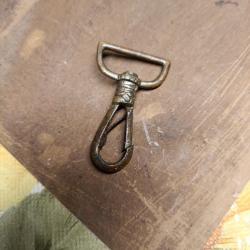 Mousqueton laiton pour porte épée