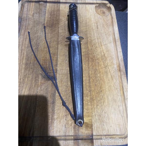 Dague de lanc type para