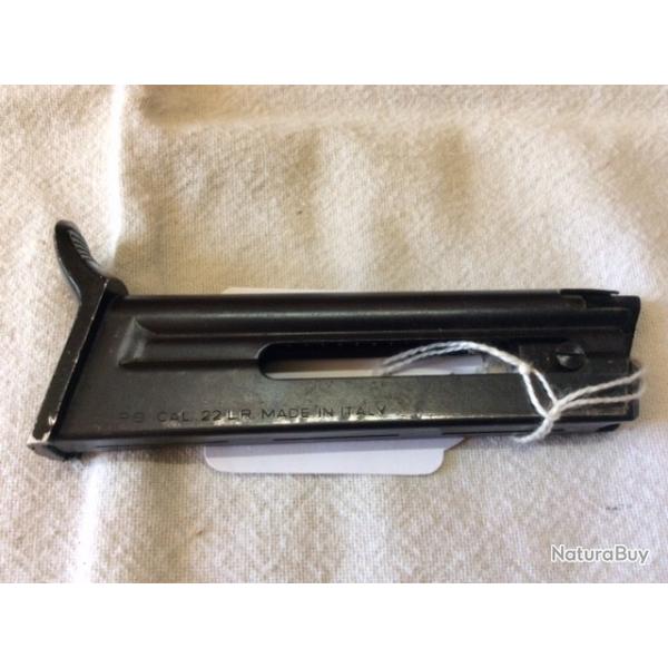 Chargeur pistolet Bretta 71 (1/3)