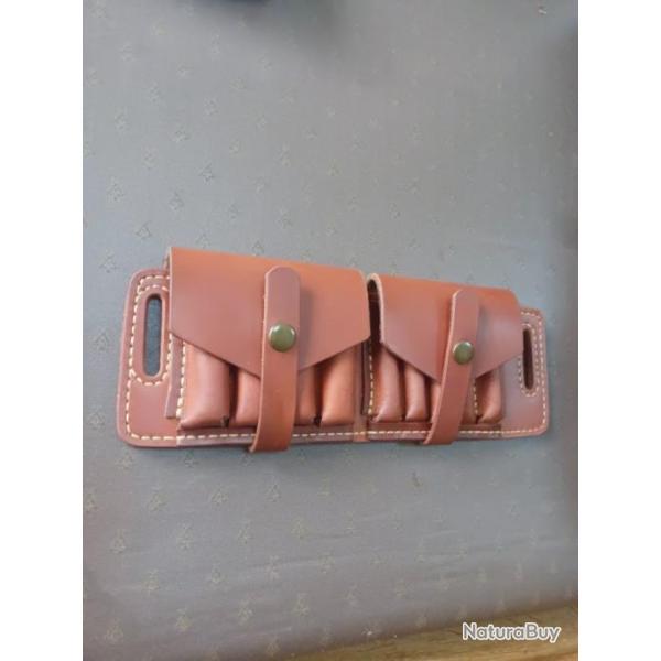 Etui mixte , pour  cartouches calibre 20 et balles et calibres rays .Cuir naturel cousu main
