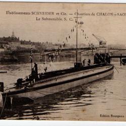 CPA -Établissement SCHNEIDER et Cie -Chantiers de CHALON SUR SAÔNE- Le submersible SCI  N°1163