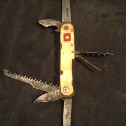 ANCIEN COUTEAU SUISSE ANTOINE FONTEIX 8 PIECES