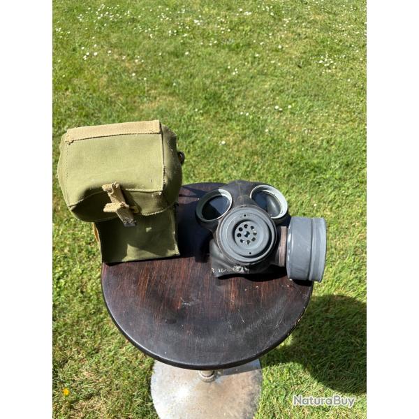 Masque  gazwW2 anglais militaire, 1944. Trs bon tat,