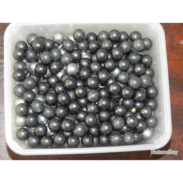 LOT DE 450 BALLES EN PLOMB POUR POUDRE NOIRE