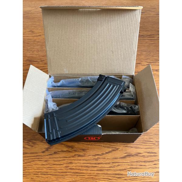 Chargeurs (4) mid-cap AK acier E&L