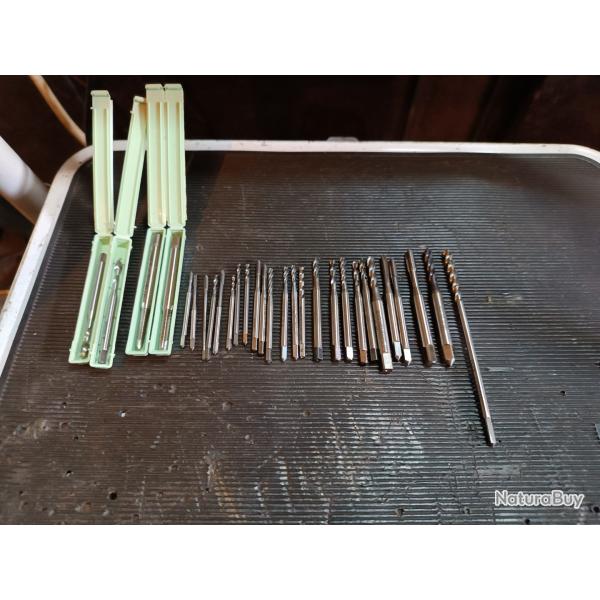 Lot tarauds machine qualit professionnelle industrielle