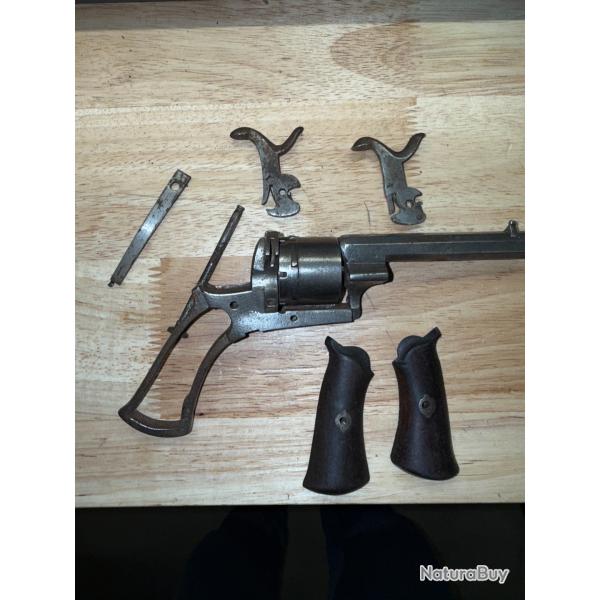 REVOLVER A BROCHE  8 MM a restaurer ou pour pices (2)