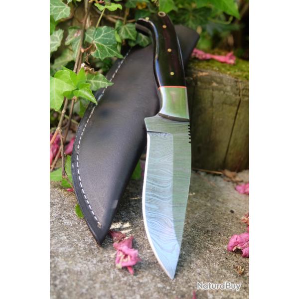 Bowie Couteau de Chasse Damas Lame 256 Couches Manche Corne Fabr Artisanale Etui Simili Cuir