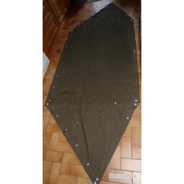 1/2 TOILE DE TENTE DE L'ARMEE ALLEMANDE EPOQUE APRES GUERRE DE COULEUR KAKI