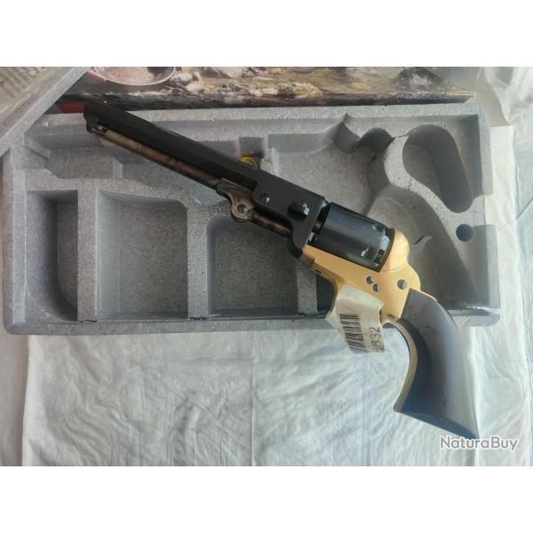 Revolver PIETTA 1851 Navy Millenium US Martial Laiton Calibre 44 neuf