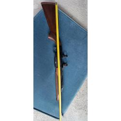 Carabine semi automatique Verney Carron Impact Auto calibre 300w avec montage pivotant.