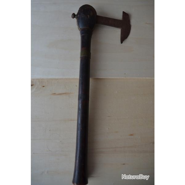 Ancien casse tte en bois et mtal,  art oceanie ou africain  (Snoufo)