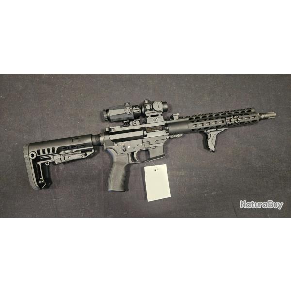 Legacy armament UT908 cal.9x19 avec point rouge et manifier vector optic