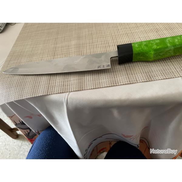 Couteau de chef japonais impecable