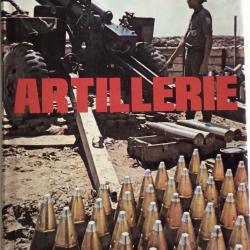 LIVRE « ARTILLERIE » de Curt Johnson 1976.    canons divers