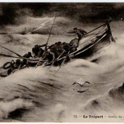 CPA - Marine  - Le Tréport - Sortie du canot de Sauvetage   N°098