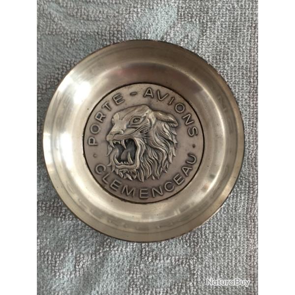 COUPELLE EN MTAL ARGENT - "PORTE AVION CLEMENCEAU" - 11 cm -