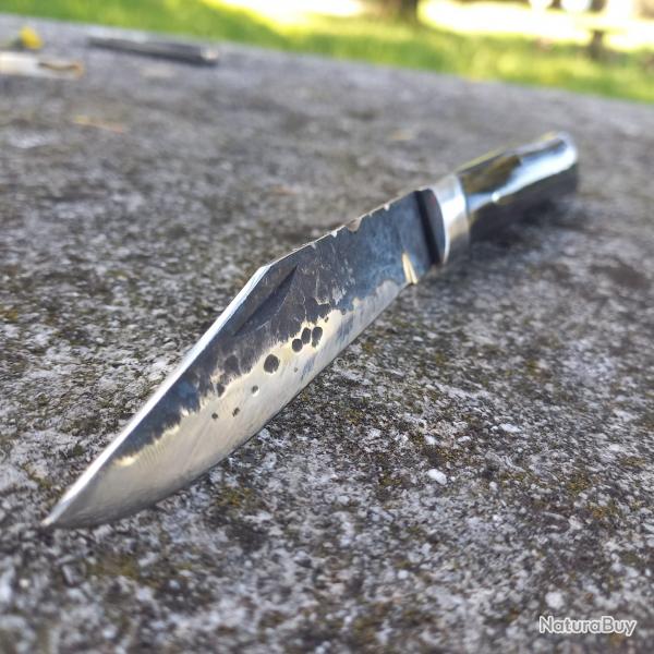 Couteau de poche style Alpin  Brut de forge, 21,5 cm.