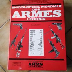 Encyclopédie mondiale des armes légères, de Smith & Smith, Edward Clinton Ezell, éditions Pygmalion.