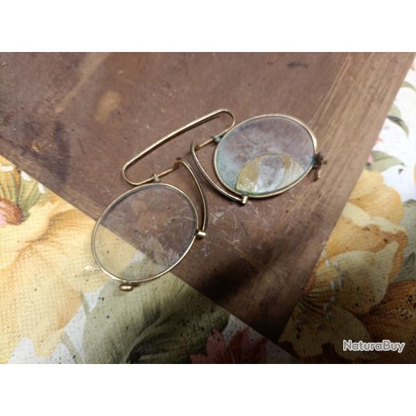 Lorgnons. Lunettes pince nez
