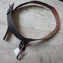 1898 : Ceinture porte sabre Mdle 1896. Couleur noire. 110 cm. Rare