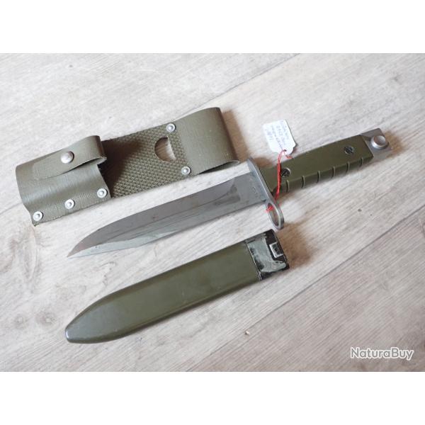 RARE BAIONNETTE SUISSE VICTORINOX pour FASS 90 ou Stgw 90 avec numro et fourreau du 1er type !!