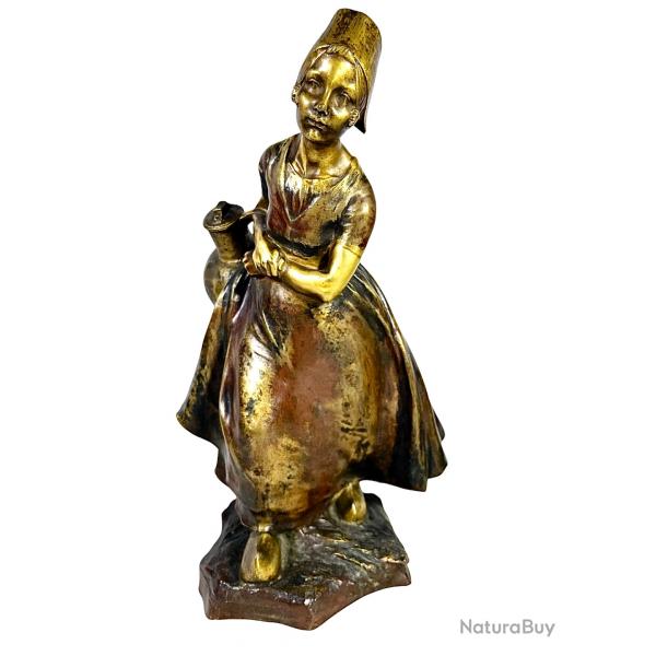 Henri Pernot la porteuse de l'air sculpture bronze