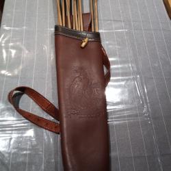 Carquois dorsal  BEAR   droitier