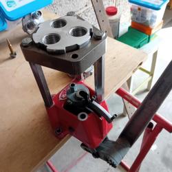 PRESSE à  TOURELLES 3 STATIONS avec JEU D'OUTILS