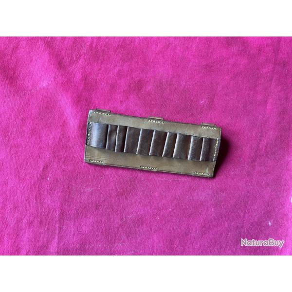 Porte cartouches ancien en cuir mixte, pas de prix de rserve