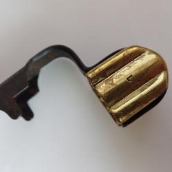 PROTEGE BOUCHE COURT POUR FUSIL RUBIN SCHMI SUISSE  K11, K31, croix suisse et lettre L